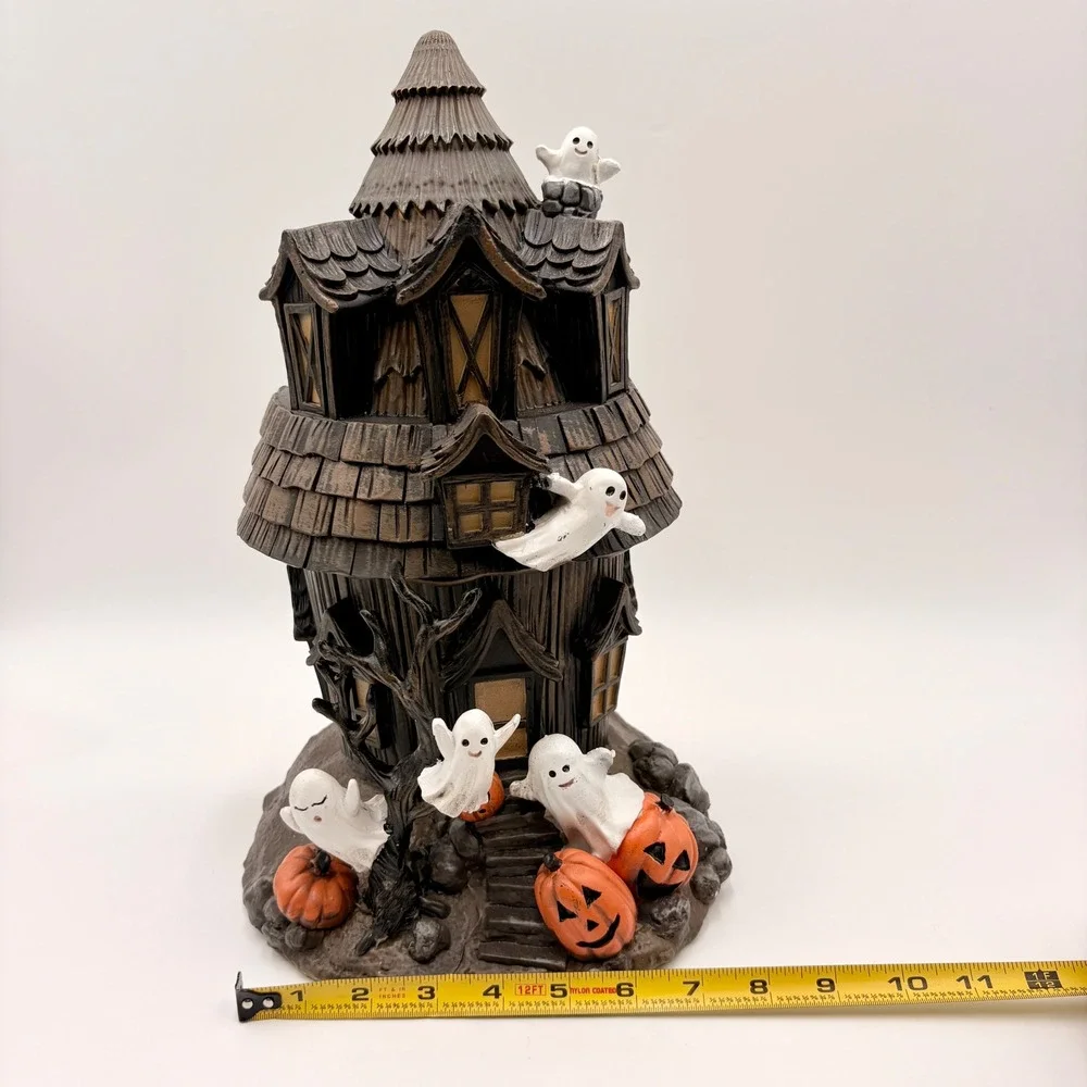 Halloween Haunted House Tabletop Decor Ghosts Pumpkins Spooky Scene